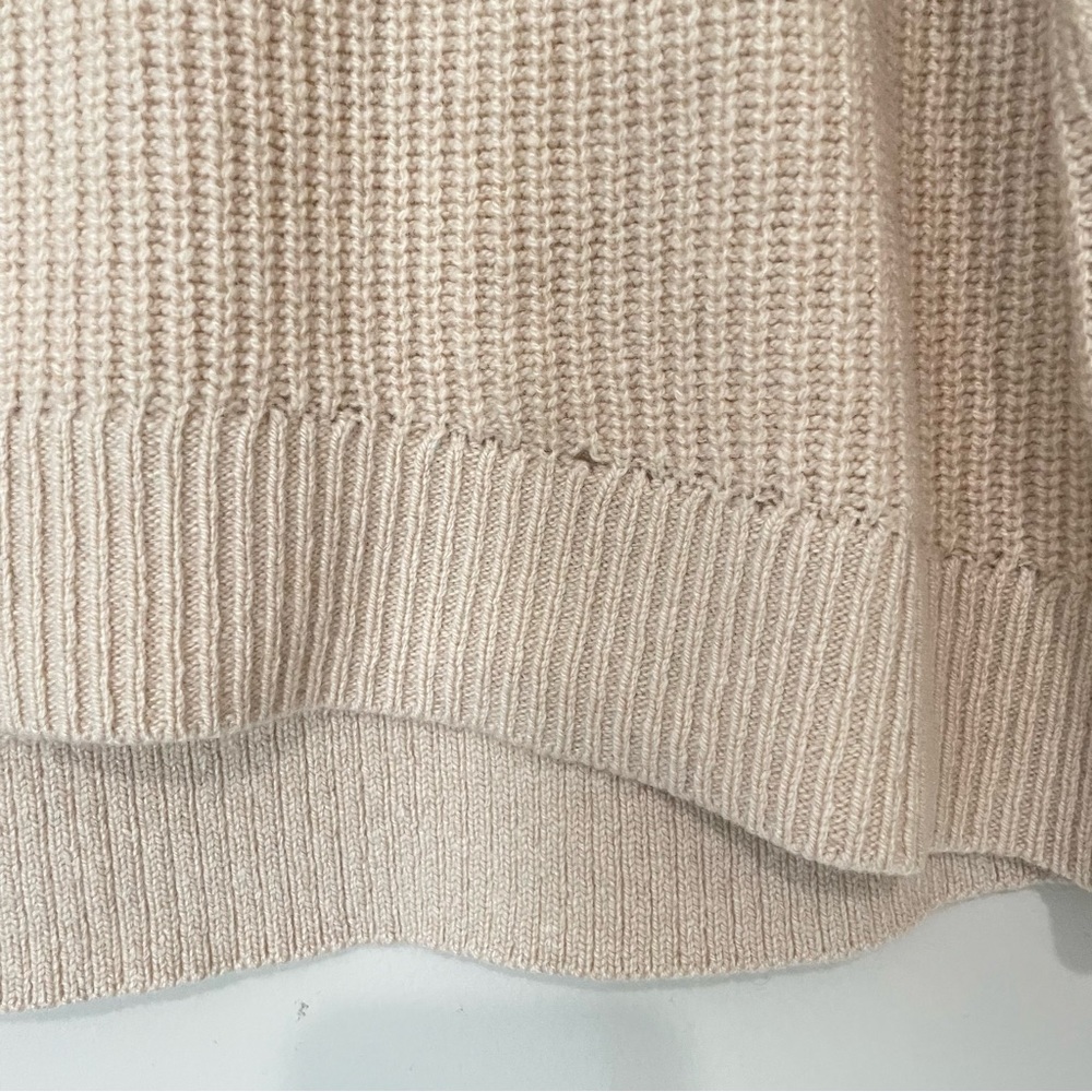 Alice + Olivia Daphney Turtleneck Tunic Sweater 
Oatmeal Size S - Picture 14 of 14